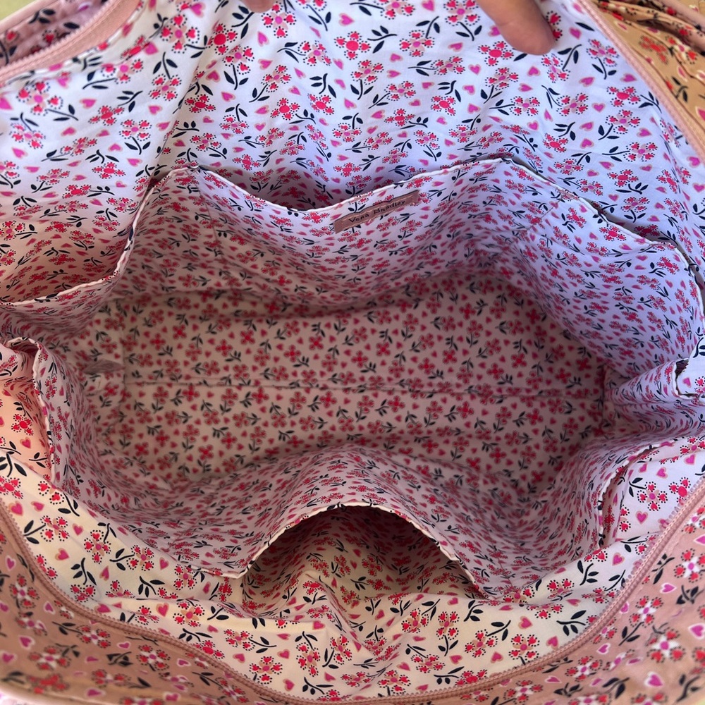Vera Bradley Large Vera Tote in Sweethearts and Flowers - Picture 10 of 10